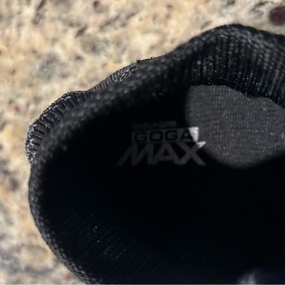Skechers Goga Max Shoes - Picture 4 of 6